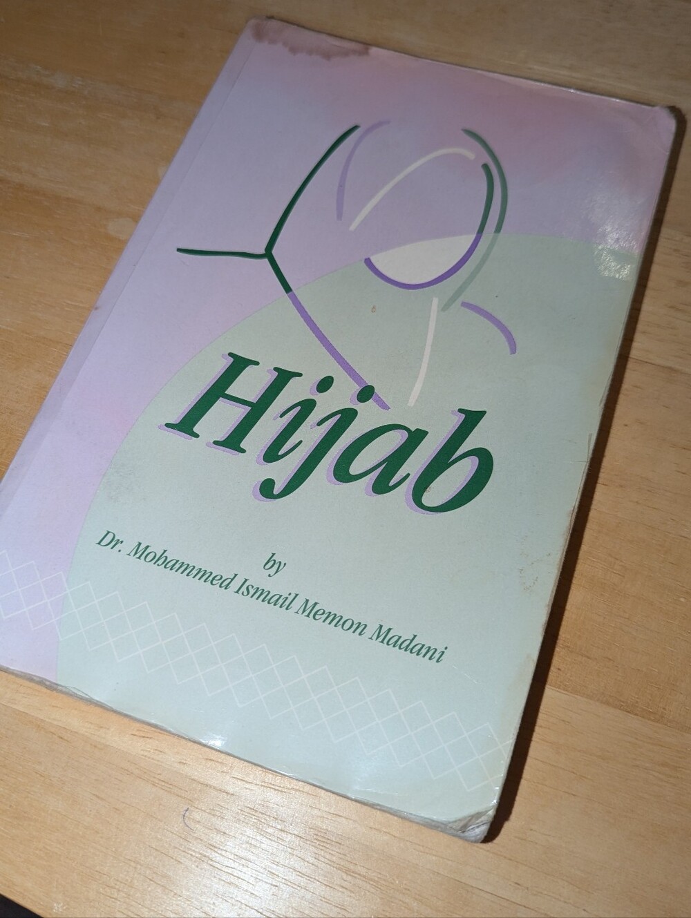 READ READ READ HIJABI BOOK